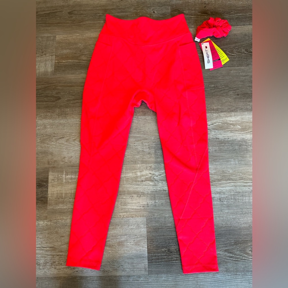 SheFit Woven High Compression leggings NWT Sz XL/1LUXE